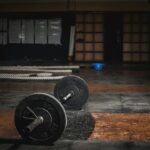 Jakie suplementy stosować na poprawę koncentracji w trakcie treningów siłowych?